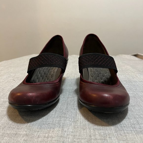 Privo by Clarks Burgundy leather Mary Jane pumps shoessize 6M - Picture 5 of 8